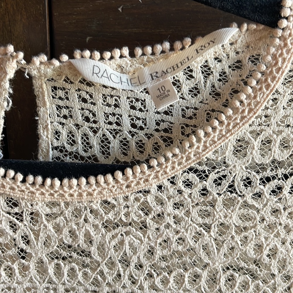 Lace Blouse - Picture 4 of 7